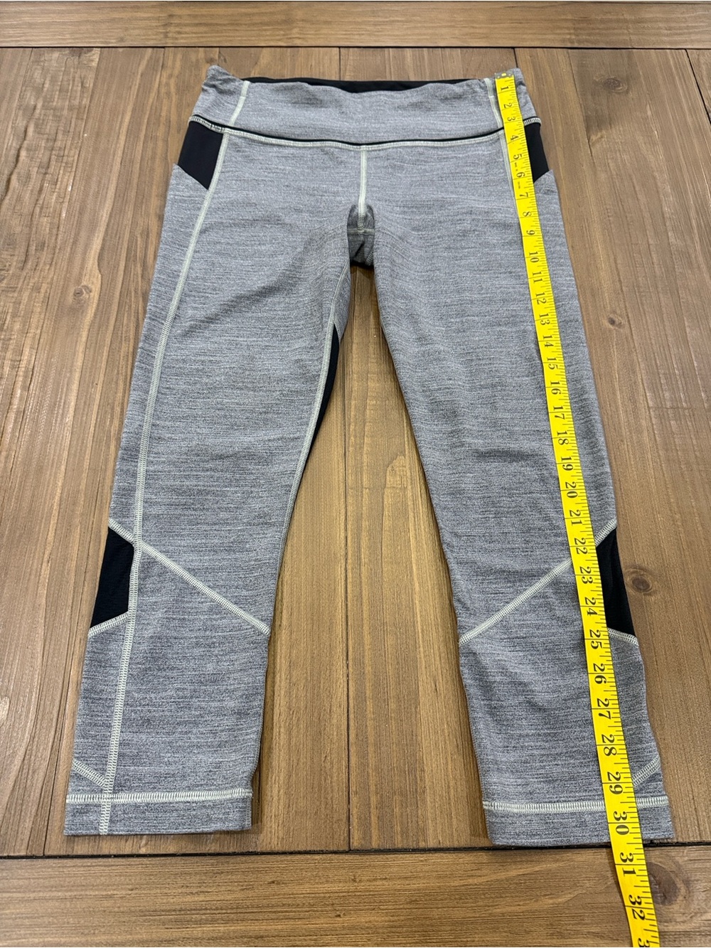 Lululemon Pace Rival Crop - Picture 2 of 9